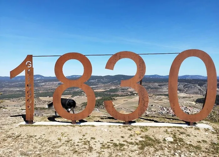 Hotel Hostal Muela De San Juan *